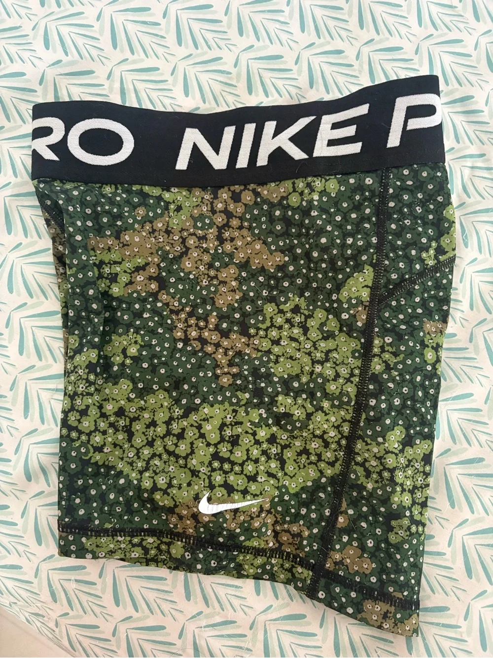 Nike Pro Women's Green Camo Training Bike Shorts